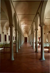Bibliotheek van het klooster San Marco (Sint-Marcus) in Florence, Italië. Architectuur van Michelozzo di Bartolommeo Michelozzi, bekend als Michelozzo Michelozzi (Florence 1396 - 1472)