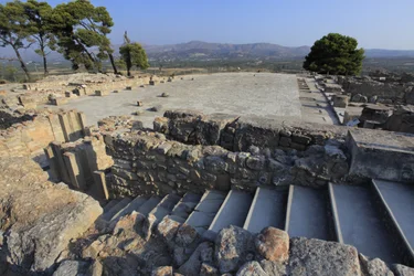 Minoïsch archeologisch terrein van Phaistos. Zicht op de centrale binnenplaats.