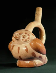 Precolumbiaanse kunst, Mochica cultuur: terracotta vaas in de vorm van een uil