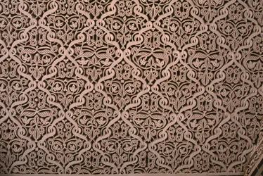 Kasbah van Thamiel glaoui, stucwerk, detail (keramiek)