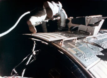 Alfred M. Worden b1932 tijdens de Apollo 15 maanmissie, 1971