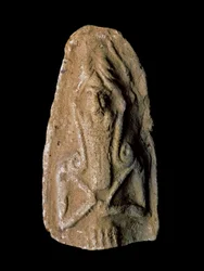 Sumerische beschaving: beeldje van god krijger. Terracotta sculptuur. Neo-Sumerische periode (tussen 2093 en 2004 v.Chr.) Uit de buurt van de site van Ur. Bagdad, Nationaal Irak Museum