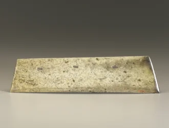 Gespleten beitel (zhang), Qijia Cultuur, ca. 2500-2000 v.Chr.