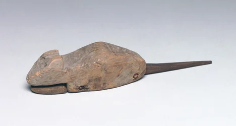 Speelmuis met bewegende kaak