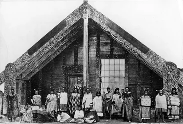 Maori Runanga of Vergaderhuis, ca. 1863-80
