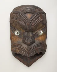 Giechelmasker (Koruru) uit Gisborne, Noordereiland, c.1860