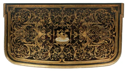 Detail van een Louis XIV commode (detail)