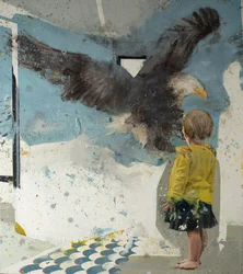 Meisje met adelaar, 2022