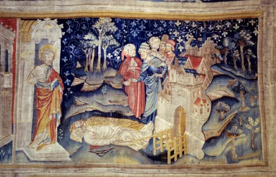 Ophanging van de Openbaring (1373 -1383), nr. 30: de Doden op de grond. Wandtapijt door Nicolas Bataille (1330-1405)
