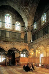 Architectuur, Ottomaanse kunst: Interieur van de Blauwe Moskee of Sultanahmet Camii gebouwd door Mehmet Aga.