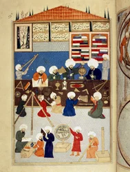 Wetenschap en Islam: beschrijving van het astronomisch observatorium van de Arabische wetenschapper Taqi al-Din (1526-1585) gebouwd onder Murad III in Istanboel in 1577, astronomen werken met instrumenten. Manuscript miniatuur ms. FY 1404