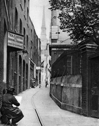 Huggin Lane, Londen, 1926-1927