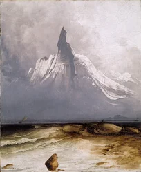 Stetind in mist