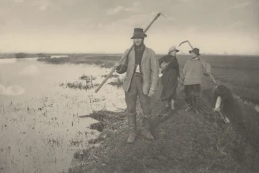 Thuiskomen uit de moerassen,1886 (foto)