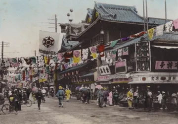 Japan, ca. 1912: Dohtonbori, Theaterstraat, Osaka