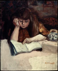 Lezende vrouw leunend
