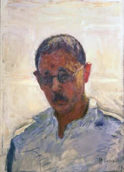 Zelfportret op een Witte Achtergrond met Open Hals Shirt