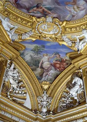 De Sala di Apollo detail van pendentief met de muzen Calliope en Melpomene (detail)