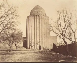[Bastam, Tombe Toren gebouwd 1313, Khorasan], 1840s-60s