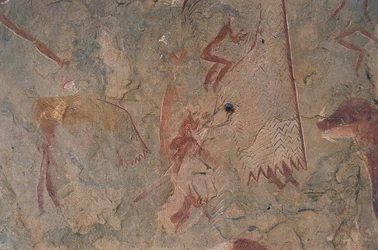 Menselijke en dierlijke figuren (rotschildering)