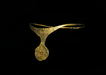 Prehistorische kunst, Bronstijd. Cultuur van El Argar. Diadeem van Caravaca of Cehegin in goud