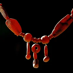 Prehistorie, protovillanovische cultuur (of Villanova): amber necropolis van Poggio La Pozza, Allumiere, Lazio