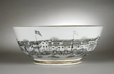 Punchkom beschilderd met pakhuizen of Hongs, Canton (Guangzhou)