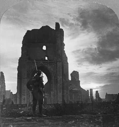 Ruïnes van Ieper, Vlaanderen, België, Eerste Wereldoorlog, ca. 1914-ca. 1918