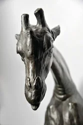 Grote Giraffe met Gebogen Hoofd, gemodelleerd 1909-10, gegoten voor 1913