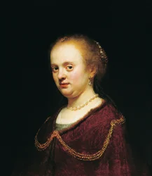 Jonge vrouw met een gouden ketting