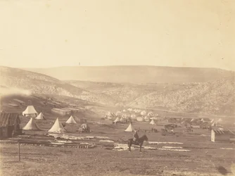 Cavaleriekamp, Balaklava, kijkend naar het Plateau van Sebastopol.