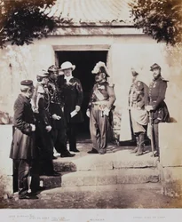 Groep op het hoofdkwartier, uit een album met 52 foto