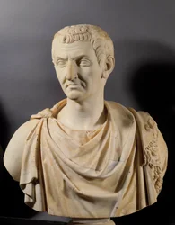 Buste van keizer Nerva (Marcus Cocceius Nerva) (26-98 AD), Parijs, Louvre Museum