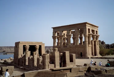 Egyptische oudheid: kiosk van Marcus Ulpius Trajanus (Trajanus) Romeinse keizer. 2e eeuw. Aswan, Philae. Egypte