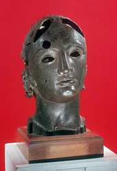 Hoofd van Apollo, uit Nimes, 1e-2e eeuw