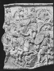Lusius Quietus voert het bevel over de Moorse cavalerie, een afgietsel van de Zuil van Trajanus, 110-113 n.Chr.