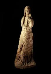 Romeinse kunst: grafbeeld van kalksteen. 1e eeuw v.Chr. Hoogte 2,1 m. Napels, Nationaal Archeologisch Museum