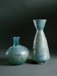 Romeinse kunst: glazen vazen uit Ampurias
