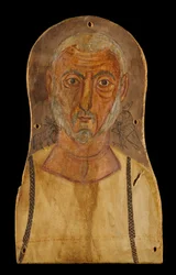 Bejaarde man geflankeerd door Egyptische goden, ca. 250 AD