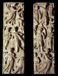 Oud Rome: gesneden ivoren diptiek met zes muzen en zes dichters (of filosofen). 5e eeuw na Christus. Parijs, Louvre Museum