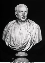 Buste van Marcus Tullius Cicero (marmer)