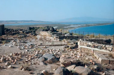 Zicht op de stad Tharros, oude Punisch-Romeinse haven, gesticht door de Feniciërs in Sardinië, Italië