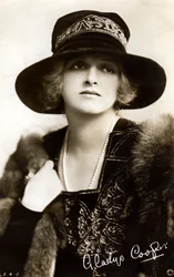 Gladys Cooper 1888-1971, Engelse actrice, begin 20e eeuw