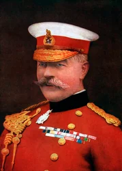 Veldmaarschalk Graaf Kitchener van Khartoum, Minister van Oorlog