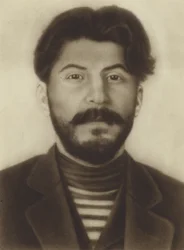 Joseph Stalin, Sovjet leider, als jonge man
