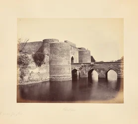 Bhurtpore; de hoofdpoort van het fort