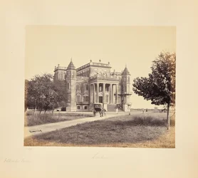 Lucknow; Het Dilkusha paleis