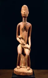 Houten sculptuur die Moeder en Kind uitbeeldt, door Meester van de Rode Moederschap, hoogte 59 cm, Dogon stamkunst Mali