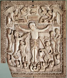 Kruisiging, ivoren reliëf van de Franse school, 9e eeuw. Florence, Museo Nazionale del Bargello
