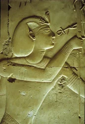 Oud Egypte, Muur schildering/gravure, Seti I ontvangt leven, gesymboliseerd door de ankh, Tempel van Seti I, Abydos